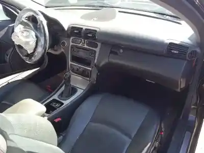Véhicule à la ferraille mercedes-benz clase c (w203) sportcoupe c 220 cdi (203.706) de l'année 2002 alimenté 611962