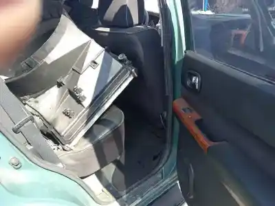 Véhicule à la ferraille nissan patrol gr (y61) * de l'année 2005 alimenté zd30ddti