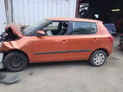 Здавання транспортного засобу skoda fabia (5j2 ) style року 2007 потужний bxw