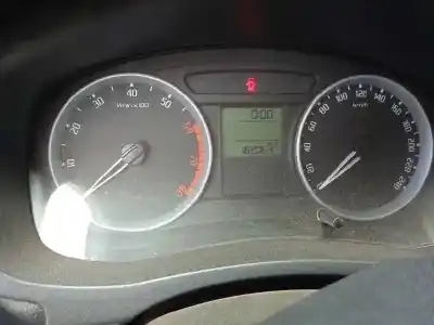 Здавання транспортного засобу skoda fabia (5j2 ) style року 2007 потужний bxw