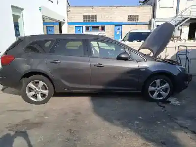 Hurda Aracı OPEL ASTRA J SPORTS TOURER Enjoy Yılın 2011 güçlü A17DTJ