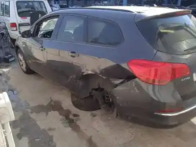 Здавання транспортного засобу opel astra j sports tourer enjoy року 2011 потужний a17dtj