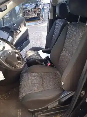 Hurda Aracı toyota corolla verso (r1) 2.2 d-4d sport yılın 2008 güçlü 2ad