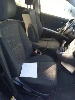 Hurda Aracı toyota corolla verso (r1) 2.2 d-4d sport yılın 2008 güçlü 2ad