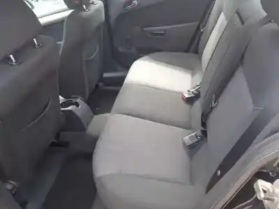 Veicolo di demolizione opel astra h berlina edition dell'anno 2008 alimentato z17dth