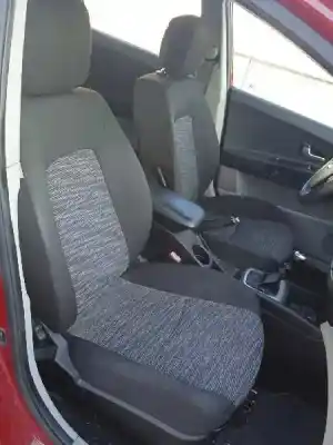 Veículo de Sucata kia cee´d 1.6 crdi cat do ano 2007 alimentado d4fb