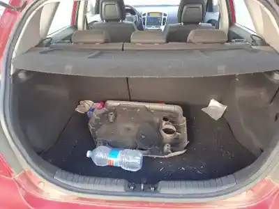 Veículo de Sucata kia cee´d 1.6 crdi cat do ano 2007 alimentado d4fb