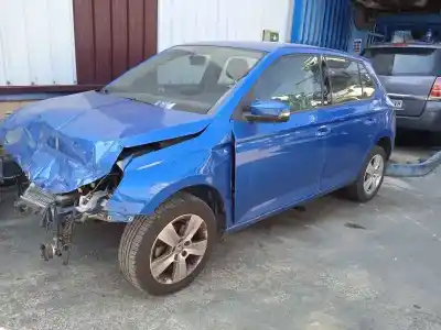 Veicolo di demolizione SKODA FABIA 1.0 MPI dell'anno 2018 alimentato CHYB