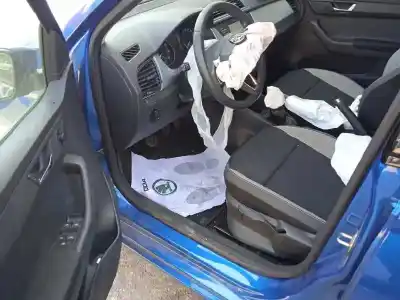 Здавання транспортного засобу skoda fabia 1.0 mpi року 2018 потужний chyb