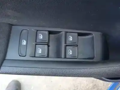 Здавання транспортного засобу skoda fabia 1.0 mpi року 2018 потужний chyb