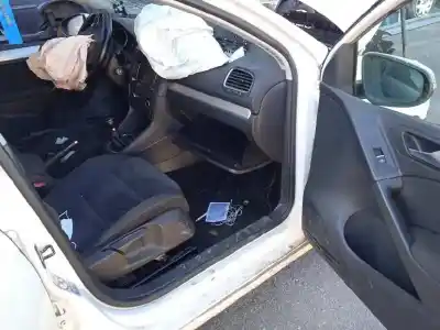 Sloopvoertuig volkswagen golf vi (5k1) 1.6 tdi van het jaar 2010 aangedreven cayc