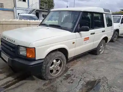 Véhicule à la ferraille LAND ROVER                                         DISCOVERY (LT)                                                                                                                                                                                                                                             2.5 Turbodiesel                                                                                                                                                                                                                                            de l'année 2002 alimenté 15P