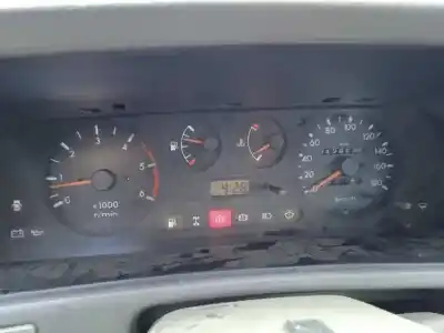 Veículo de Sucata nissan terrano ii (r20) 2.7 td 4wd do ano 1996 alimentado td27t