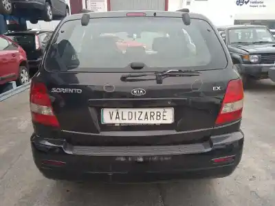 Verschrottungsfahrzeug kia sorento i (jc) 2.5 crdi des jahres 2004 angetrieben d4cb