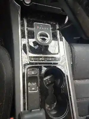 Veículo de Sucata jaguar xe (x760) 2.0 d do ano 2016 alimentado 204dtd