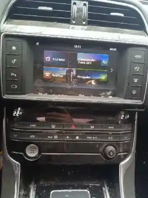 Veículo de Sucata jaguar xe (x760) 2.0 d do ano 2016 alimentado 204dtd