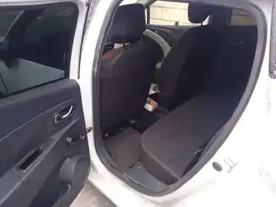 Veículo de Sucata renault clio iv authentique do ano 2013 alimentado k9k612