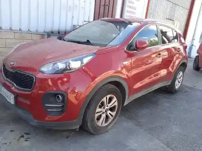 Veicolo di demolizione kia                                                sportage iv (ql, qle)                                                                                                                                                                                                                                      1.6 gdi                                                                                                                                                                                                                                                    dell'anno 2017 alimentato g4fd