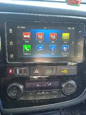 Veículo de Sucata mitsubishi outlander (gf0) phev kaiteki 4wd do ano 2018 alimentado 4b11