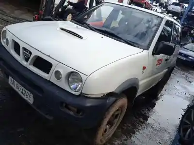 Veicolo di demolizione nissan terrano/terrano.ii (r20) 2.4 cat dell'anno 1999 alimentato td27ti