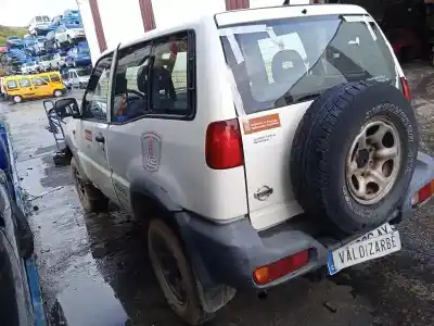 Veicolo di demolizione nissan terrano/terrano.ii (r20) 2.4 cat dell'anno 1999 alimentato td27ti