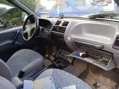 Veicolo di demolizione nissan terrano/terrano.ii (r20) 2.4 cat dell'anno 1999 alimentato td27ti