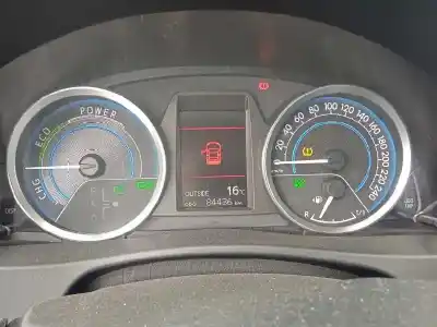 Veículo de Sucata toyota auris hybrid active do ano 2015 alimentado 2zr