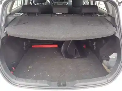 Veículo de Sucata toyota auris hybrid active do ano 2015 alimentado 2zr