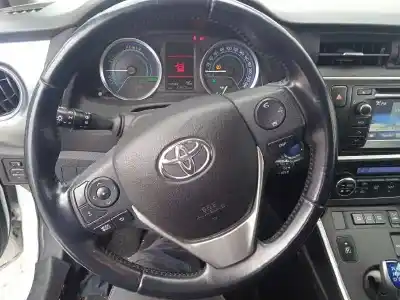 Veículo de Sucata toyota auris hybrid active do ano 2015 alimentado 2zr