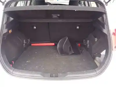 Veículo de Sucata toyota auris hybrid active do ano 2015 alimentado 2zr