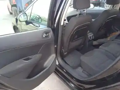 Véhicule à la ferraille peugeot 308 2.0 16v hdi fap cat (rhr / dw10bted4) de l'année 2008 alimenté rhr