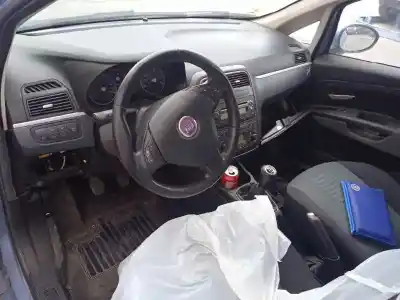Vehicul casat fiat punto (evo) (199) dynamic al anului 2008 alimentat 199a3000
