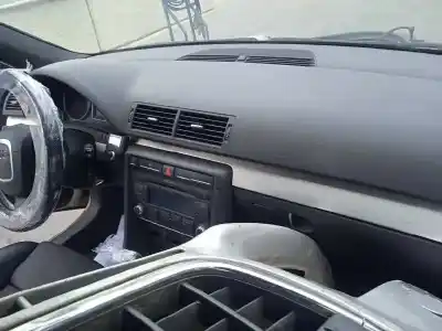 Veículo de Sucata audi a4 berlina (8e) 2.0 tdi 16v (103kw) do ano 2008 alimentado bre