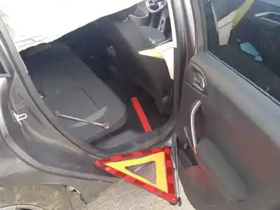 Verschrottungsfahrzeug peugeot 2008 (--.2013->) style des jahres 2017 angetrieben bh02