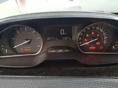 Verschrottungsfahrzeug peugeot 2008 (--.2013->) style des jahres 2017 angetrieben bh02