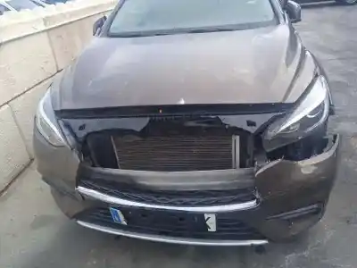 Veículo de Sucata infiniti q30 1.6 premium do ano 2016 alimentado 270910