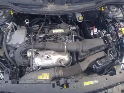 Veículo de Sucata infiniti q30 1.6 premium do ano 2016 alimentado 270910