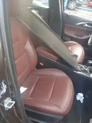 Veículo de Sucata infiniti q30 1.6 premium do ano 2016 alimentado 270910