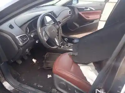 Veículo de Sucata infiniti q30 1.6 premium do ano 2016 alimentado 270910