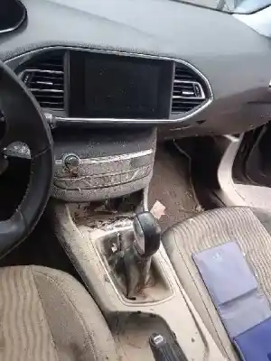 Scrapping Vehicle peugeot 308 active of the year 2014 powered 9h06