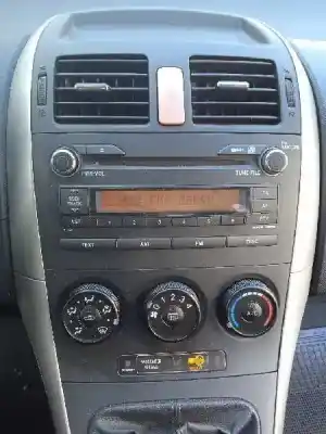 Veículo de Sucata toyota auris luna+ do ano 2007 alimentado 1nd