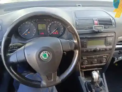 Sloopvoertuig skoda octavia combi (1z5) trend van het jaar 2006 aangedreven bls