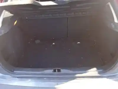 Veículo de Sucata citroen c4 berlina cool do ano 2009 alimentado 5fw