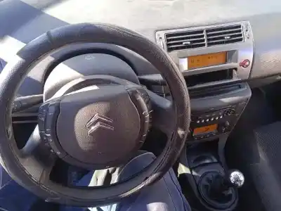 Veículo de Sucata citroen c4 berlina cool do ano 2009 alimentado 5fw