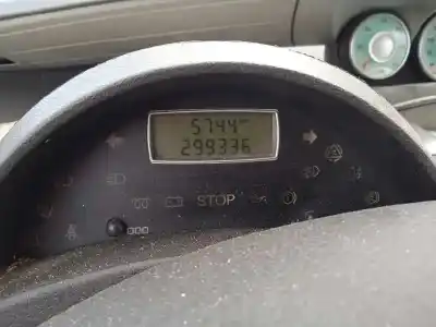 Veículo de Sucata peugeot 807 st pack do ano 2005 alimentado rhw