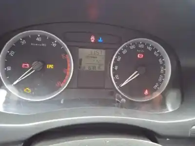 Veicolo di demolizione skoda fabia (5j2 ) 1.2 dell'anno 2010 alimentato chfa