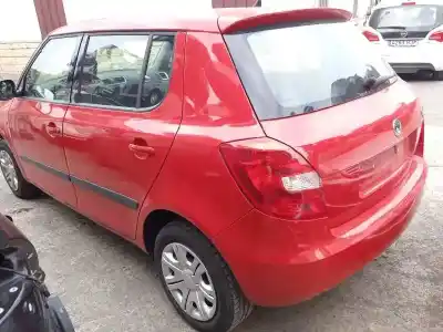 Veicolo di demolizione skoda fabia (5j2 ) 1.2 dell'anno 2010 alimentato chfa
