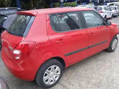 Veicolo di demolizione skoda fabia (5j2 ) 1.2 dell'anno 2010 alimentato chfa