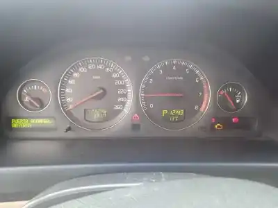 Veículo de Sucata volvo v70 familiar 2.4 t / 2.5 t do ano 2004 alimentado b5254t2