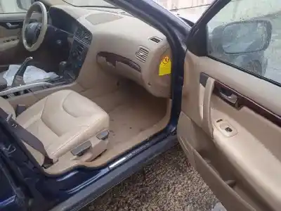 Veículo de Sucata volvo v70 familiar 2.4 t / 2.5 t do ano 2004 alimentado b5254t2